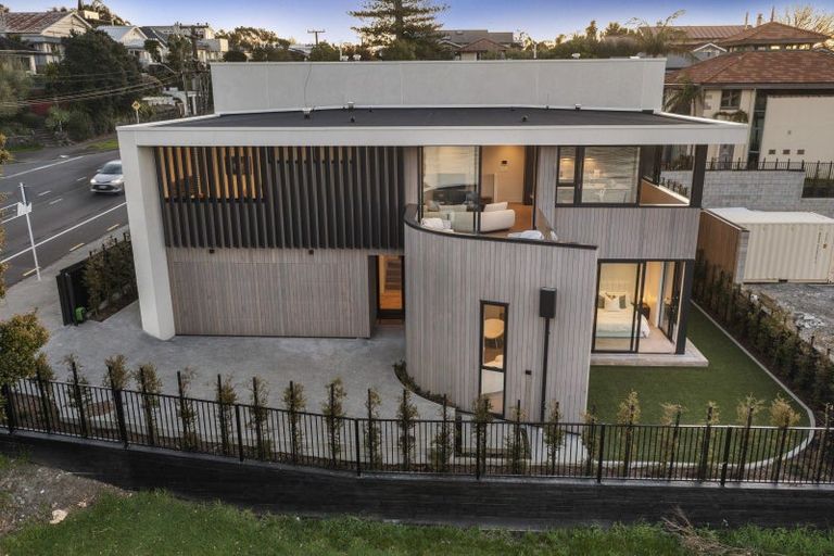 Photo of property in 73 West End Road, Westmere, Auckland, 1022