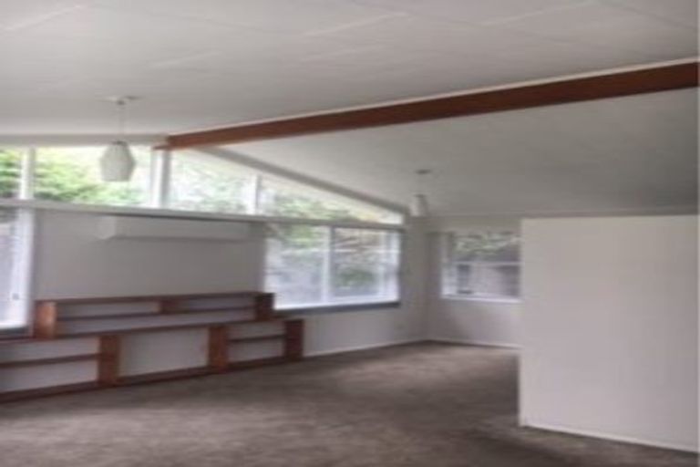 Photo of property in 2 Allen Road, Raumati Beach, Paraparaumu, 5032