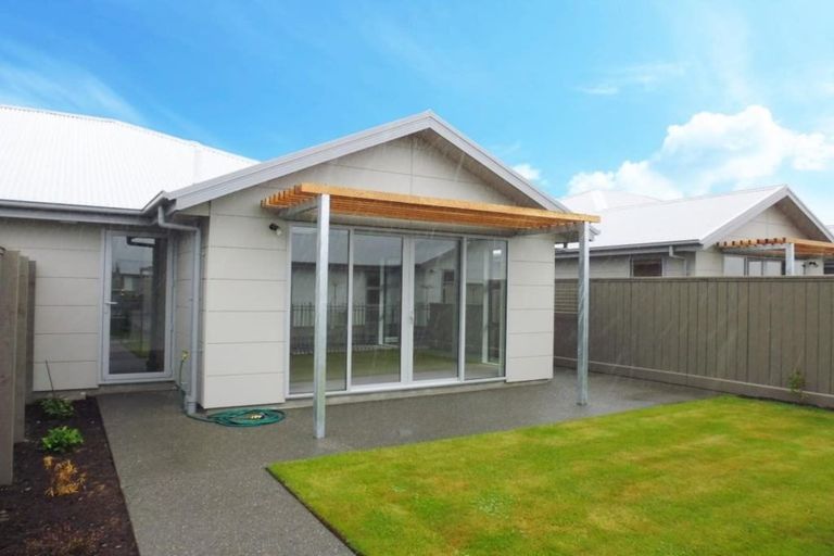 Photo of property in 11 Cassino Street, Rangiora, 7400