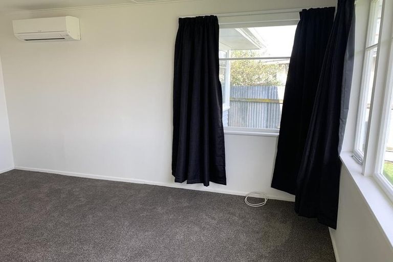 Photo of property in 402 Huia Place, Camberley, Hastings, 4120
