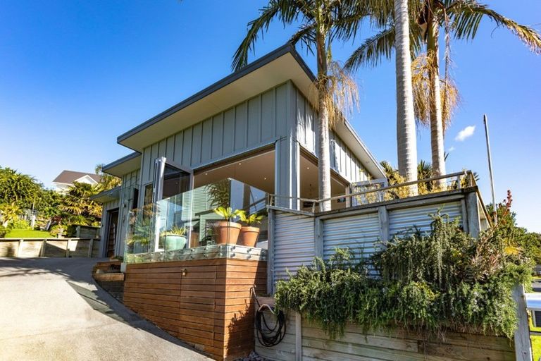 Photo of property in 202 Onemana Drive, Onemana, Whangamata, 3691