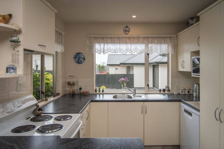 Photo of property in 2/2a Chalmers Street, Highfield, Timaru, 7910