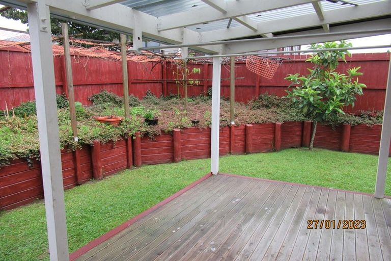 Photo of property in 73 Westgate Drive, Massey, Auckland, 0614