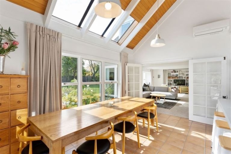 Photo of property in 3 Ashdale Lane, Strowan, Christchurch, 8052