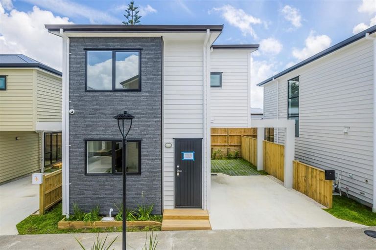 Photo of property in 13 Matukutureia Lane, Manurewa, Auckland, 2102