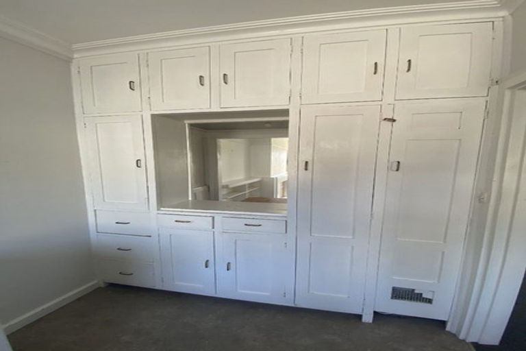 Photo of property in 2/243 The Terrace, Te Aro, Wellington, 6011