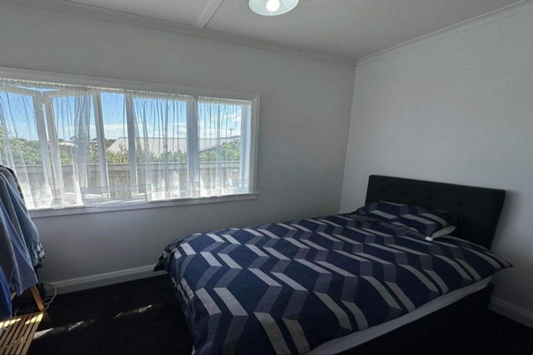 Photo of property in 57 Ranui Terrace, Tawa, Wellington, 5028