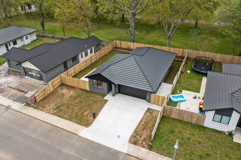 Photo of property in 25 Oranmore Crescent, Paeroa, 3600