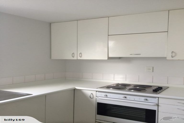 Photo of property in 6/86 Brockworth Place, Riccarton, Christchurch, 8011