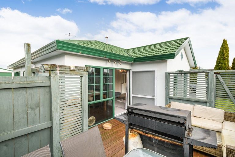 Photo of property in 113 Parnell Heights, Kelvin Grove, Palmerston North, 4414