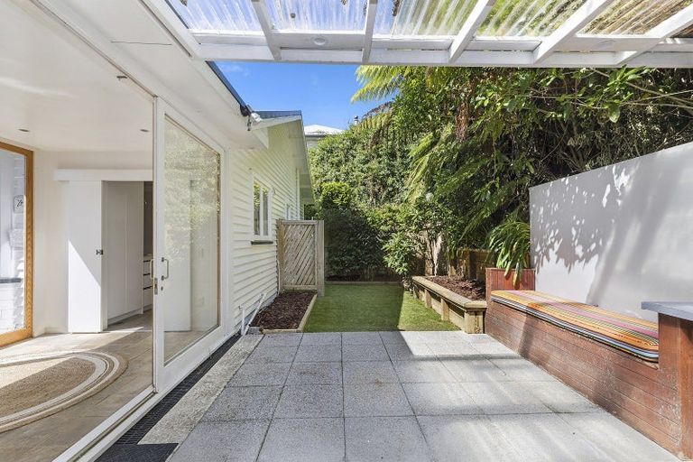 Photo of property in 51 Oban Street, Wadestown, Wellington, 6012