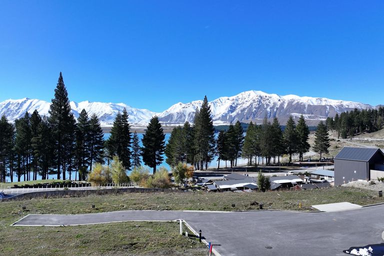 Photo of property in 5 Petes Place, Lake Tekapo, 7999