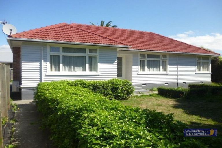 Photo of property in 2 Suva Street, Upper Riccarton, Christchurch, 8041