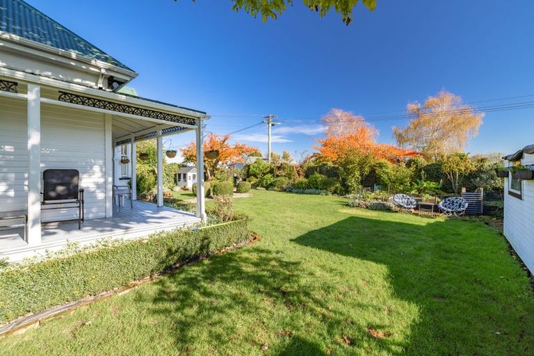 Photo of property in 12 Tyrone Street, Belfast, Christchurch, 8051