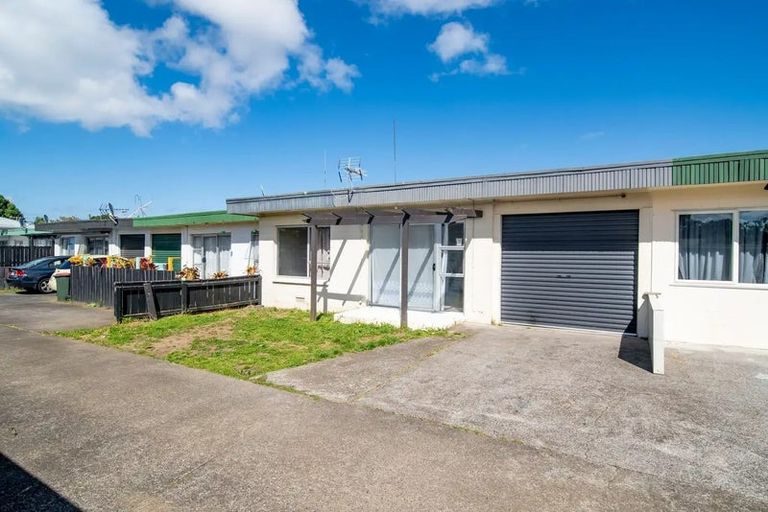 Photo of property in 6/9 Vine Street, Mangere East, Auckland, 2024