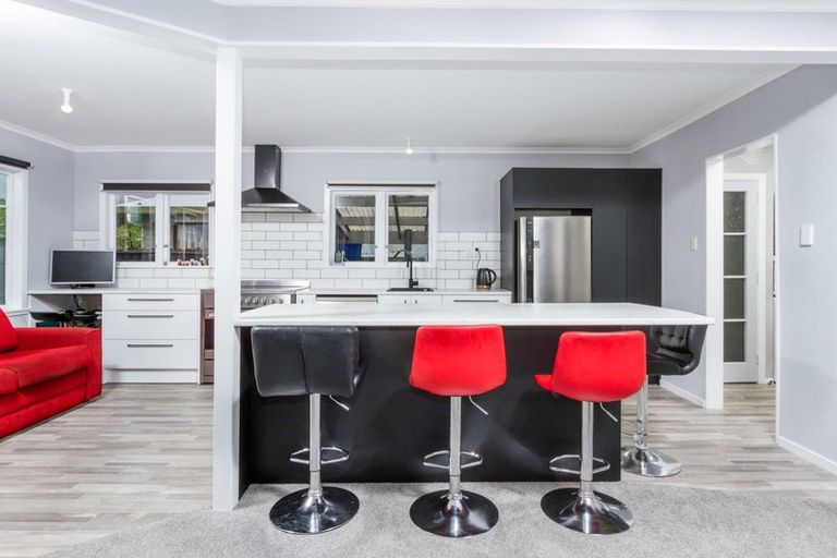 Photo of property in 1/20 Ranui Road, Stoke, Nelson, 7011