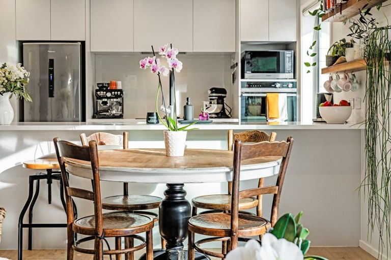 Photo of property in 15 Walnut Road, Riverhead, 0820