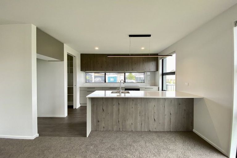 Photo of property in 12 Larissa Road, Halswell, Christchurch, 8025