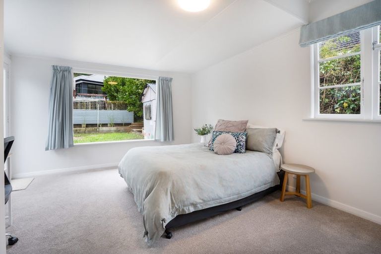 Photo of property in 75 Raukawa Street, Stokes Valley, Lower Hutt, 5019