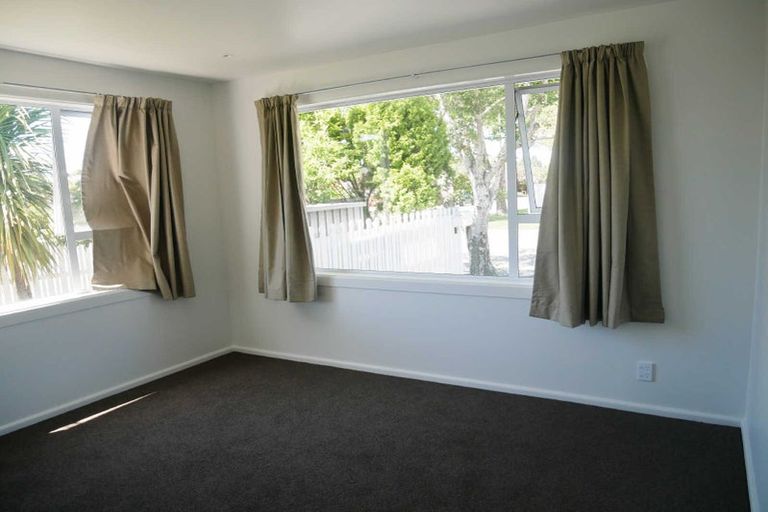 Photo of property in 2/2 Parklands Drive, Huntsbury, Christchurch, 8022