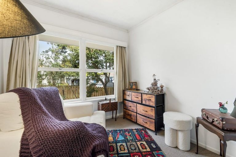 Photo of property in 1/6 Stone Street, Hauraki, Auckland, 0622