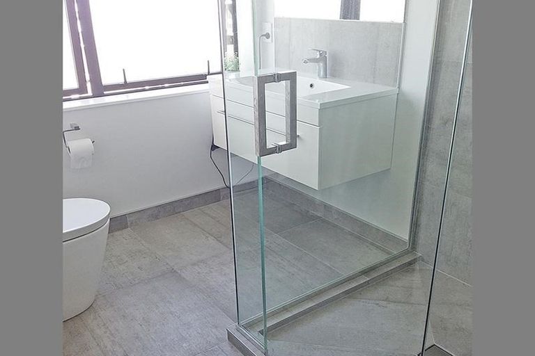 Photo of property in 1 Glenae Lane, Hobsonville, Auckland, 0618