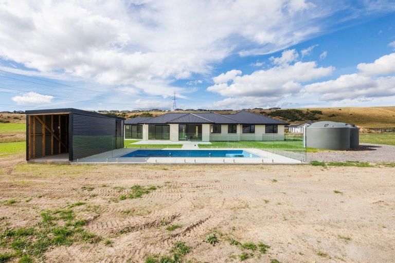 Photo of property in 270 Valley Views, Fitzherbert, Palmerston North, 4472