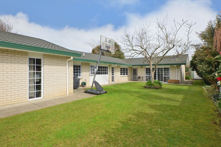 Photo of property in 10 Pohutukawa Place, Maunu, Whangarei, 0110