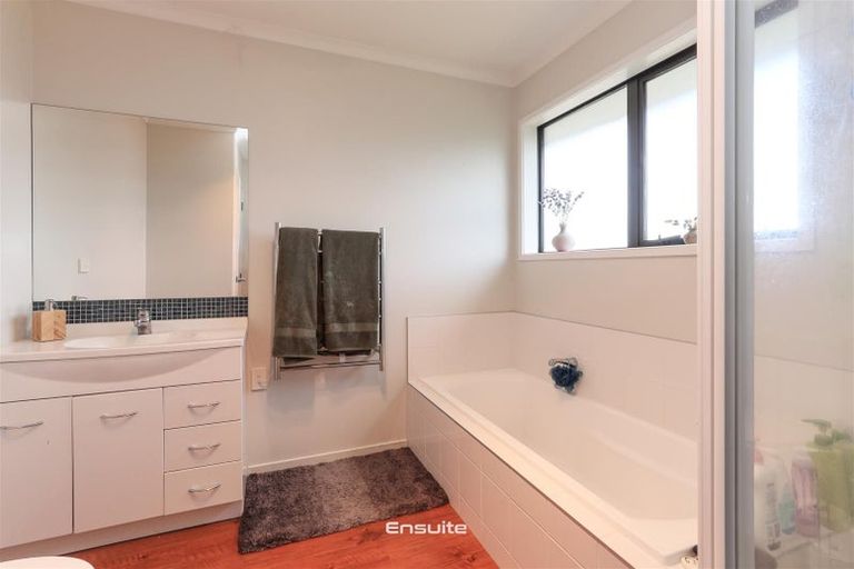 Photo of property in 11 Haumoana Street, Koutu, Rotorua, 3010