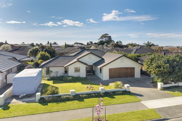 Photo of property in 23 Inverness Drive, Pyes Pa, Tauranga, 3112