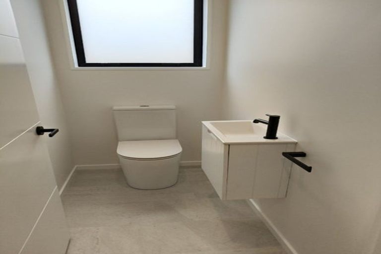 Photo of property in 38 Waituna Street, Pegasus, 7612