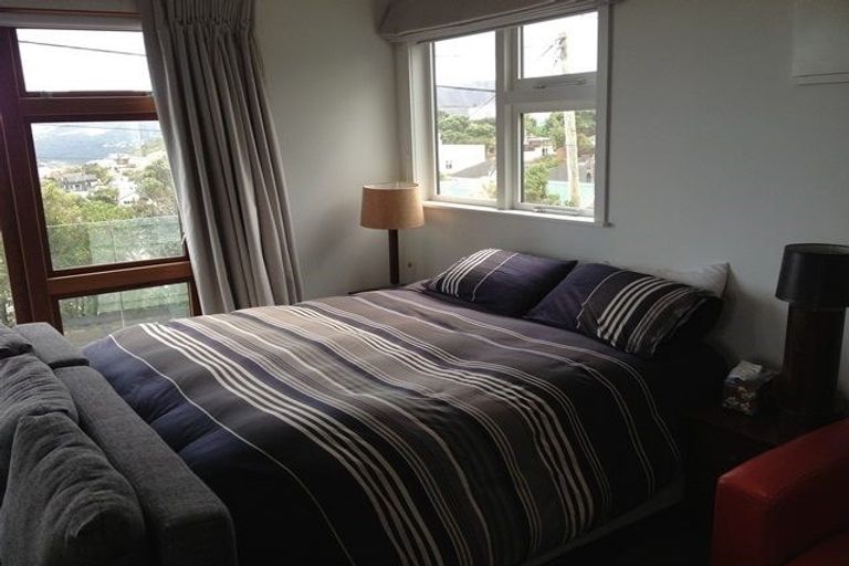 Photo of property in 1a Clive Road, Khandallah, Wellington, 6035