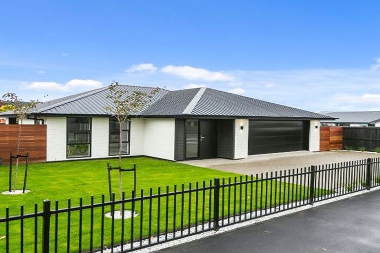 Photo of property in 180 Factory Road, Mosgiel, 9024