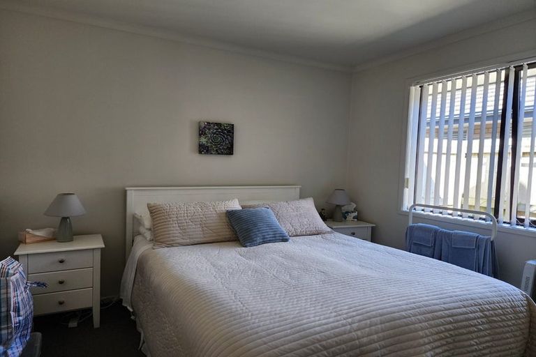 Photo of property in 21 Rainey Crescent, Papamoa Beach, Papamoa, 3118