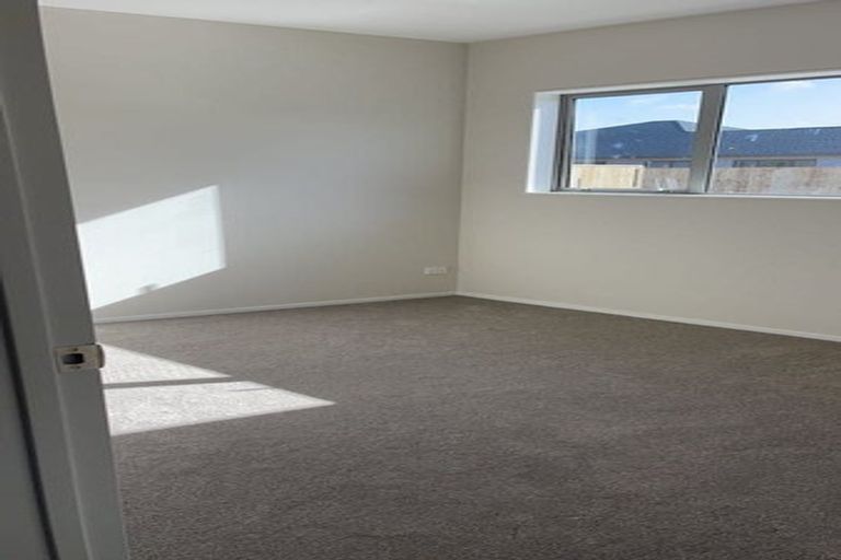 Photo of property in 10 Benjamin Place, Clevedon, Papakura, 2582