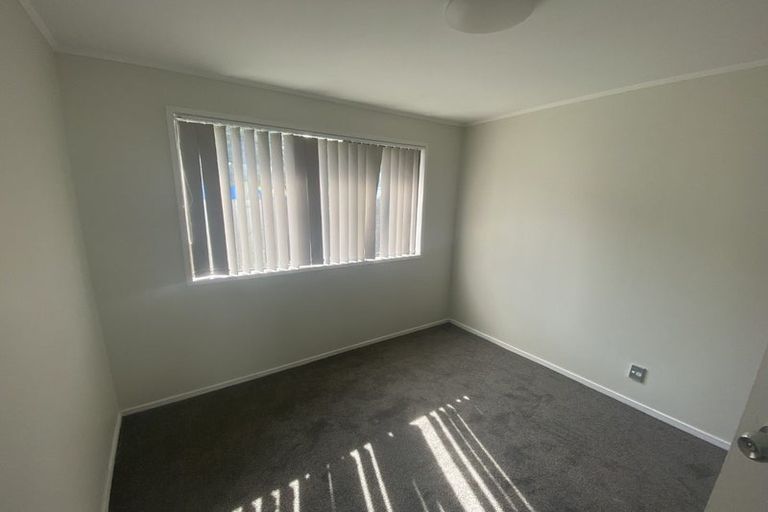 Photo of property in 8a Quintal Place, Papatoetoe, Auckland, 2025