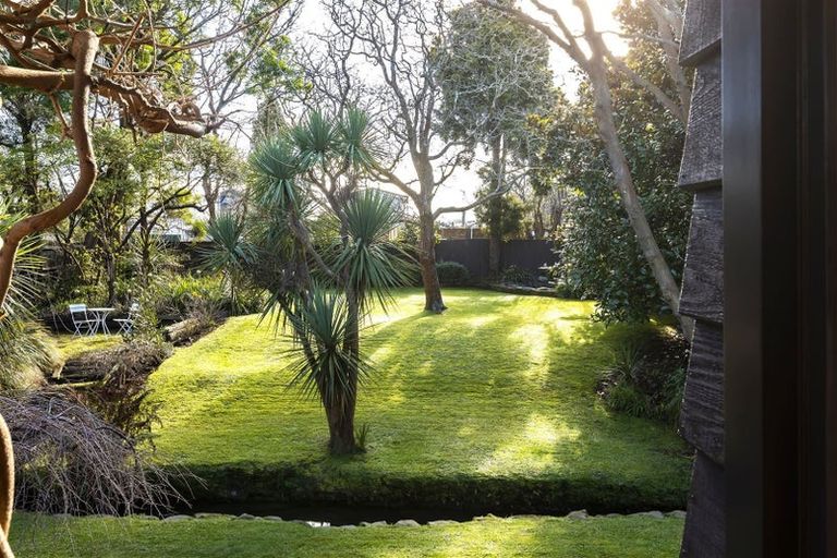 Photo of property in 132 Bishop Street, St Albans, Christchurch, 8014