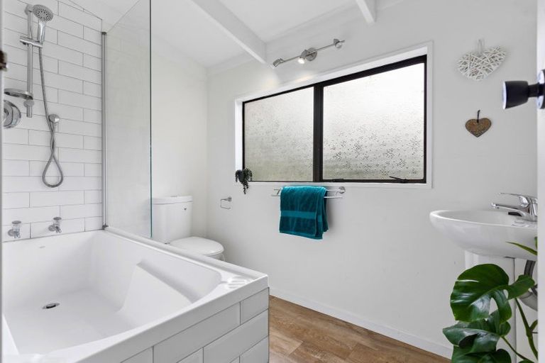 Photo of property in 28a Waipa Street, Birkenhead, Auckland, 0626