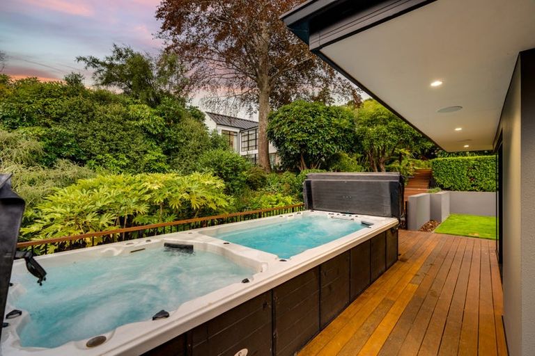 Photo of property in 43a Bowenvale Avenue, Cashmere, Christchurch, 8022