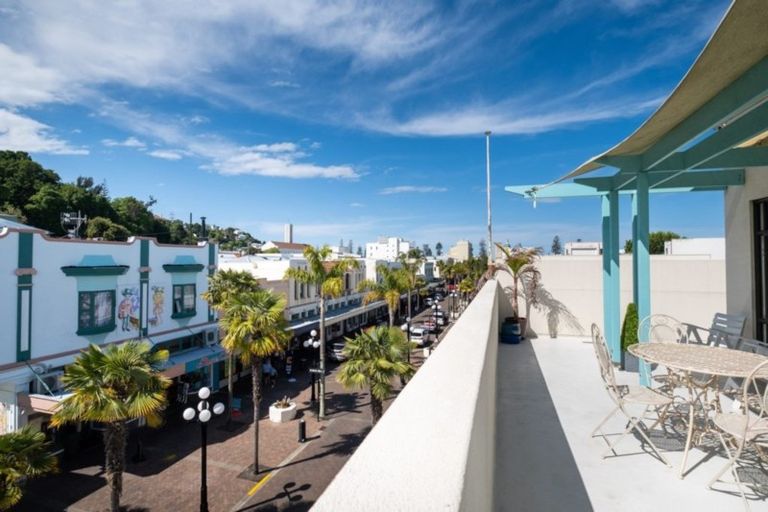 Photo of property in 243 Emerson Street, Napier South, Napier, 4110