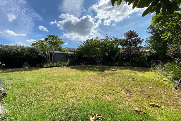 Photo of property in 43 Roseberry Avenue, Birkenhead, Auckland, 0626