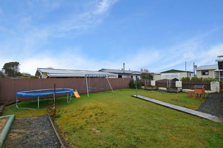 Photo of property in 3 Maltby Street, Waikiwi, Invercargill, 9810