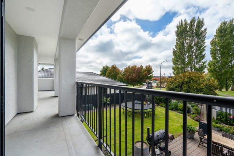 Photo of property in 20 Baltic Place, Northwood, Christchurch, 8051