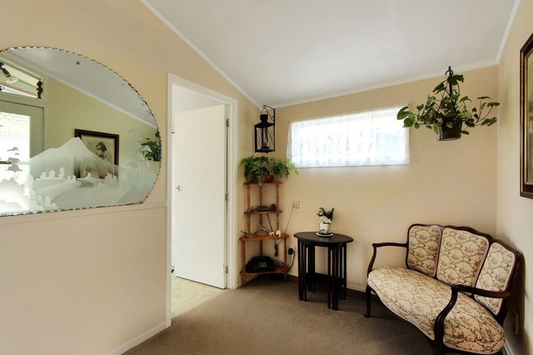 Photo of property in 21 Joanne Crescent, Pukehangi, Rotorua, 3015