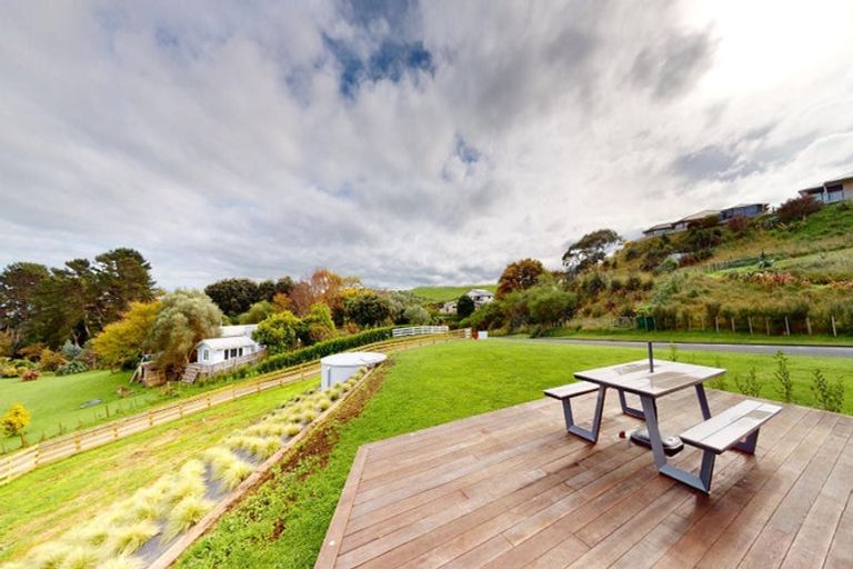 Photo of property in 18 Cracroft Drive, Putiki, Whanganui, 4500