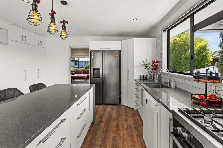 Photo of property in 8 Forsyth Street, Taradale, Napier, 4112