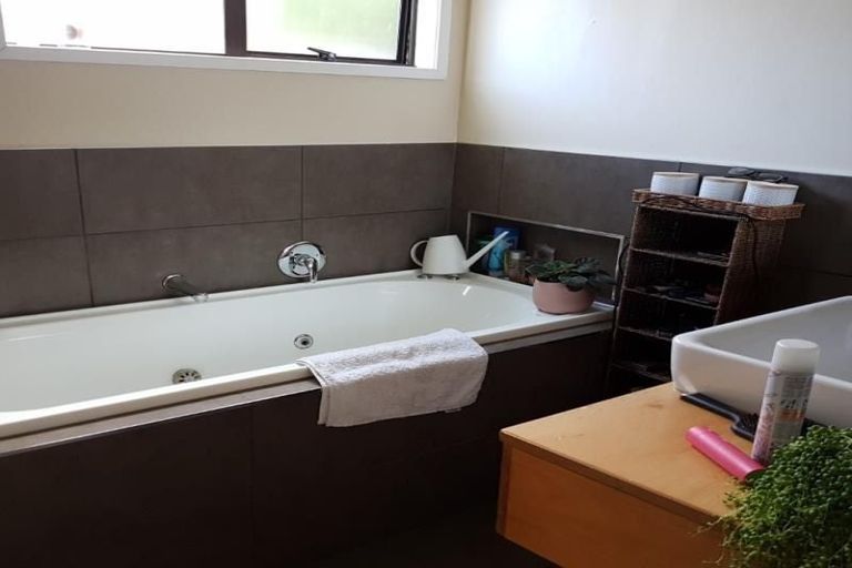 Photo of property in 73 Richmond Street, Petone, Lower Hutt, 5012