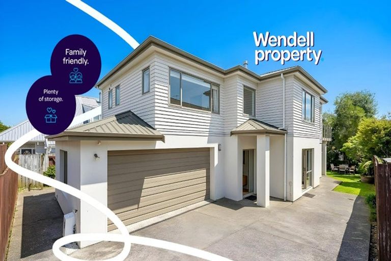 Photo of property in 80c Golf Road, New Lynn, Auckland, 0600