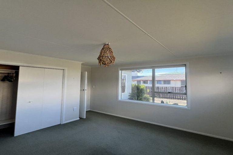 Photo of property in 123-125 Tiro Tiro Road, Levin, 5510
