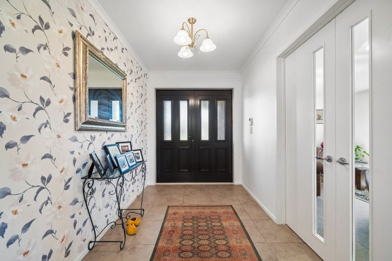 Photo of property in 10 Hawthorn Mews, Rangiora, 7400